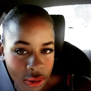 Meet your Posher, Joyc